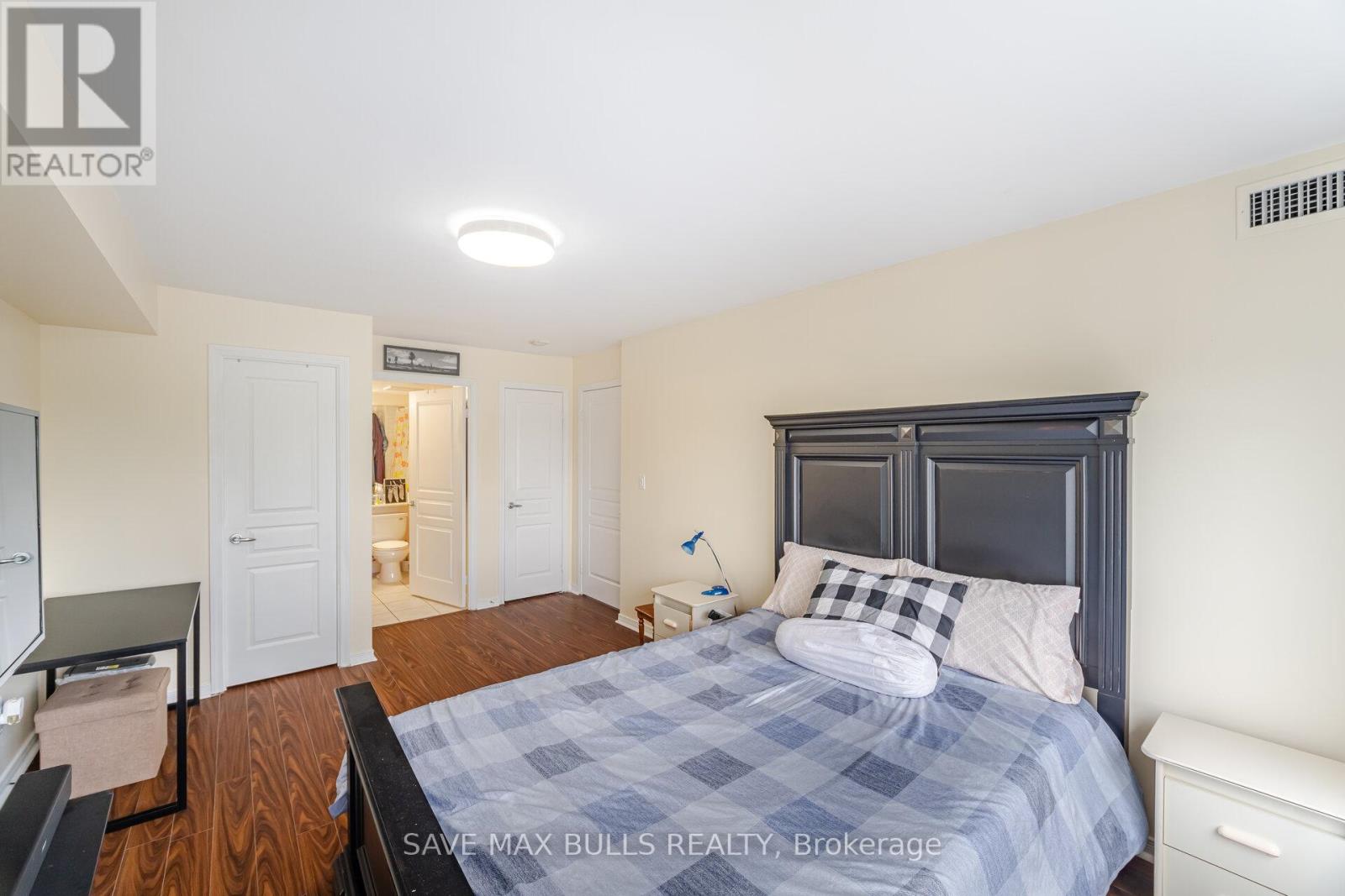 303 - 300 Ray Lawson Boulevard, Brampton, Ontario  L6Y 5H5 - Photo 15 - W12170254