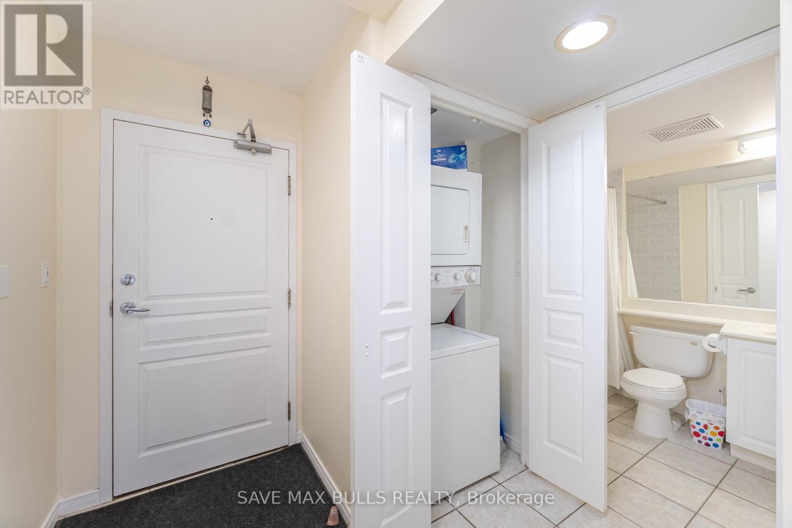 303 - 300 Ray Lawson Boulevard, Brampton, Ontario  L6Y 5H5 - Photo 20 - W12170254