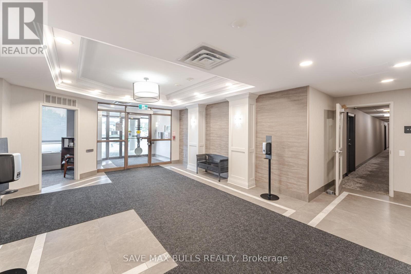 303 - 300 Ray Lawson Boulevard, Brampton, Ontario  L6Y 5H5 - Photo 27 - W12170254