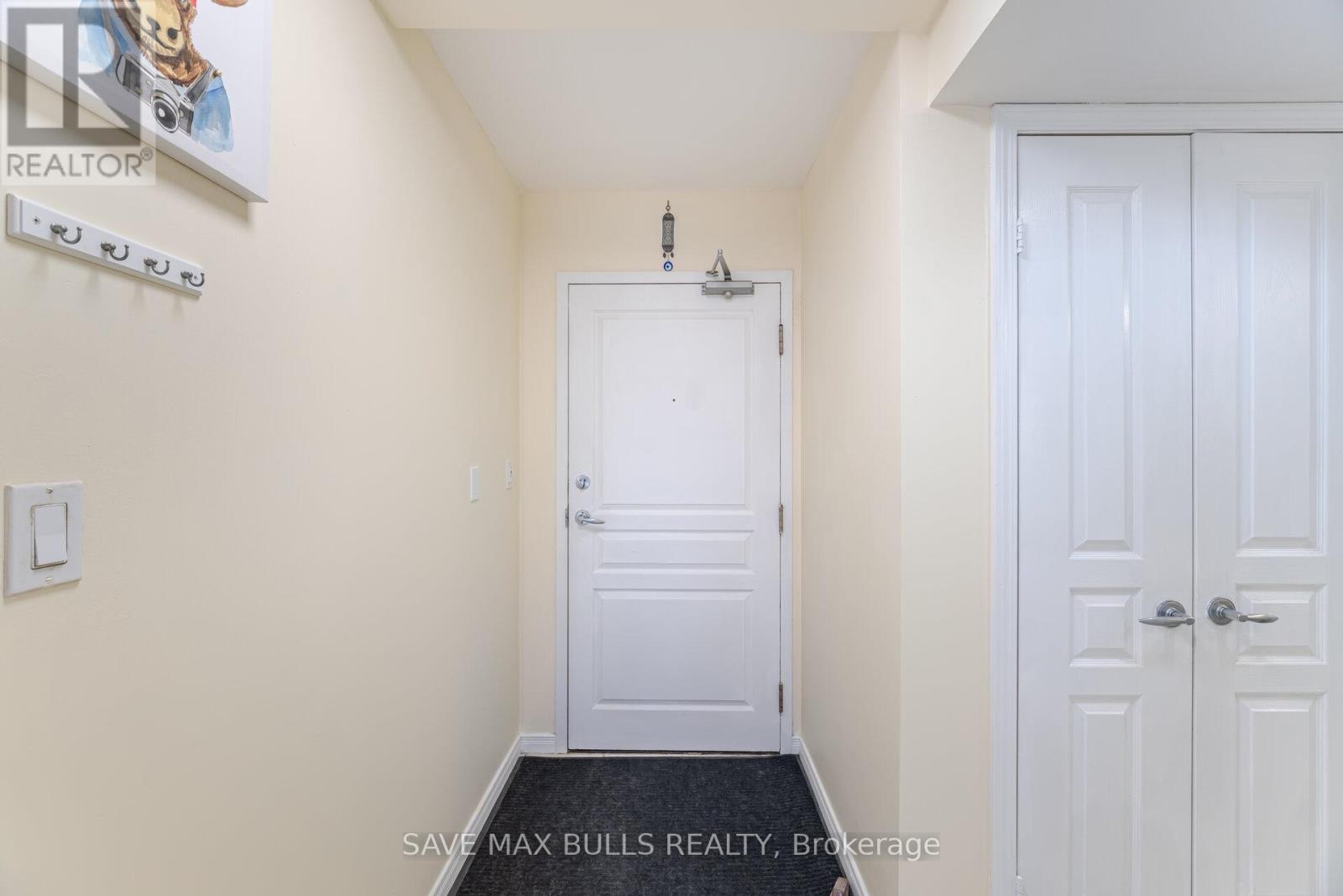303 - 300 Ray Lawson Boulevard, Brampton, Ontario  L6Y 5H5 - Photo 29 - W12170254