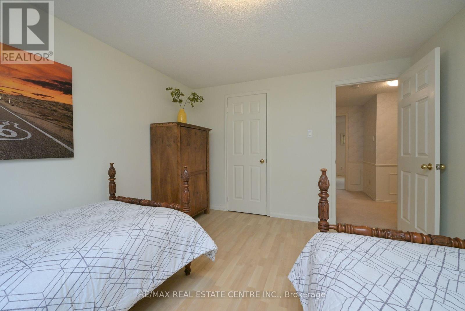 22 Horton Crescent, Brampton, Ontario  L6S 5J2 - Photo 23 - W12170273