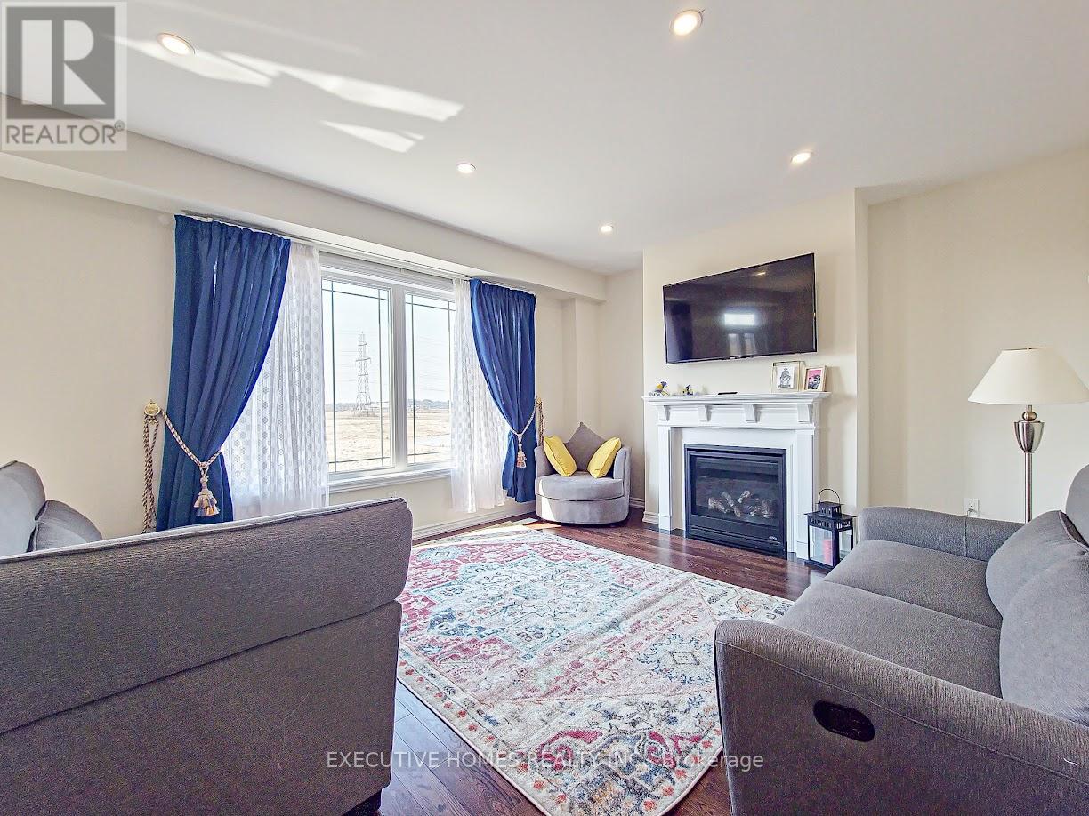 Property at 110 EXPLORER WAY image 5