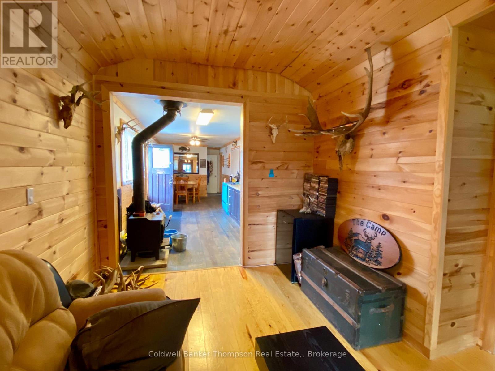 16 Labrash Crescent, Parry Sound Remote Area, Ontario  P0H 1N0 - Photo 11 - X12170432