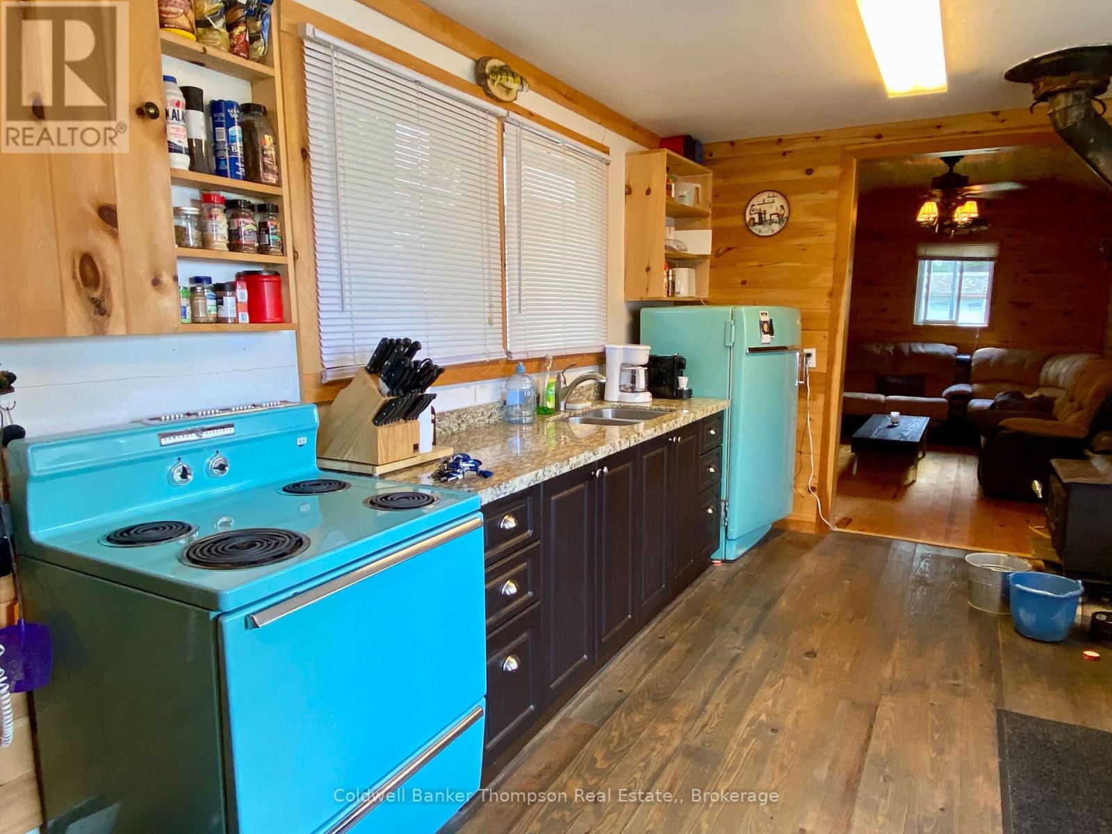 16 Labrash Crescent, Parry Sound Remote Area, Ontario  P0H 1N0 - Photo 13 - X12170432