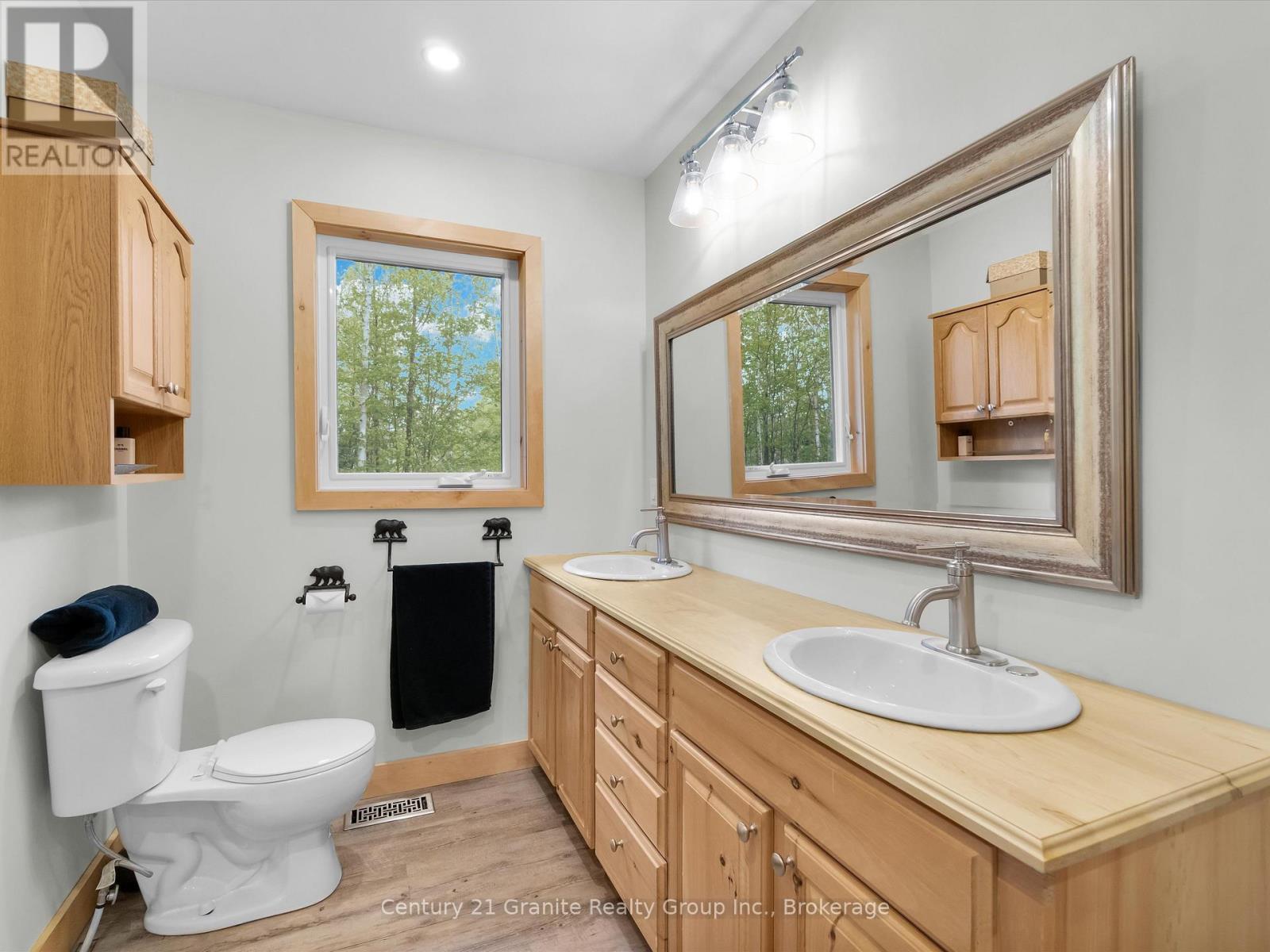 2302 Buckslide Road, Algonquin Highlands, Ontario  K0M 1J1 - Photo 18 - X12170461