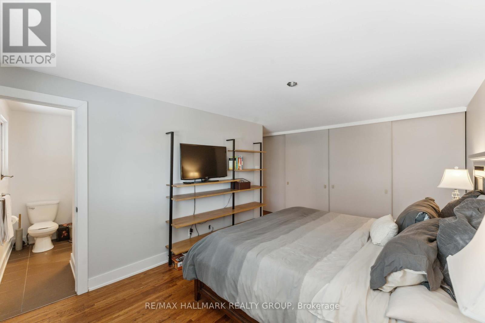 2425 Ogilvie Road, Ottawa, Ontario  K1J 7N3 - Photo 22 - X12170306