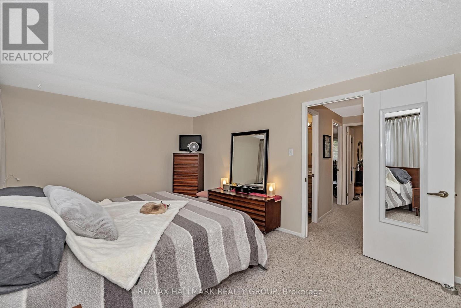2482 Autumn Hill Crescent, Ottawa, Ontario  K1B 4M5 - Photo 11 - X12170310
