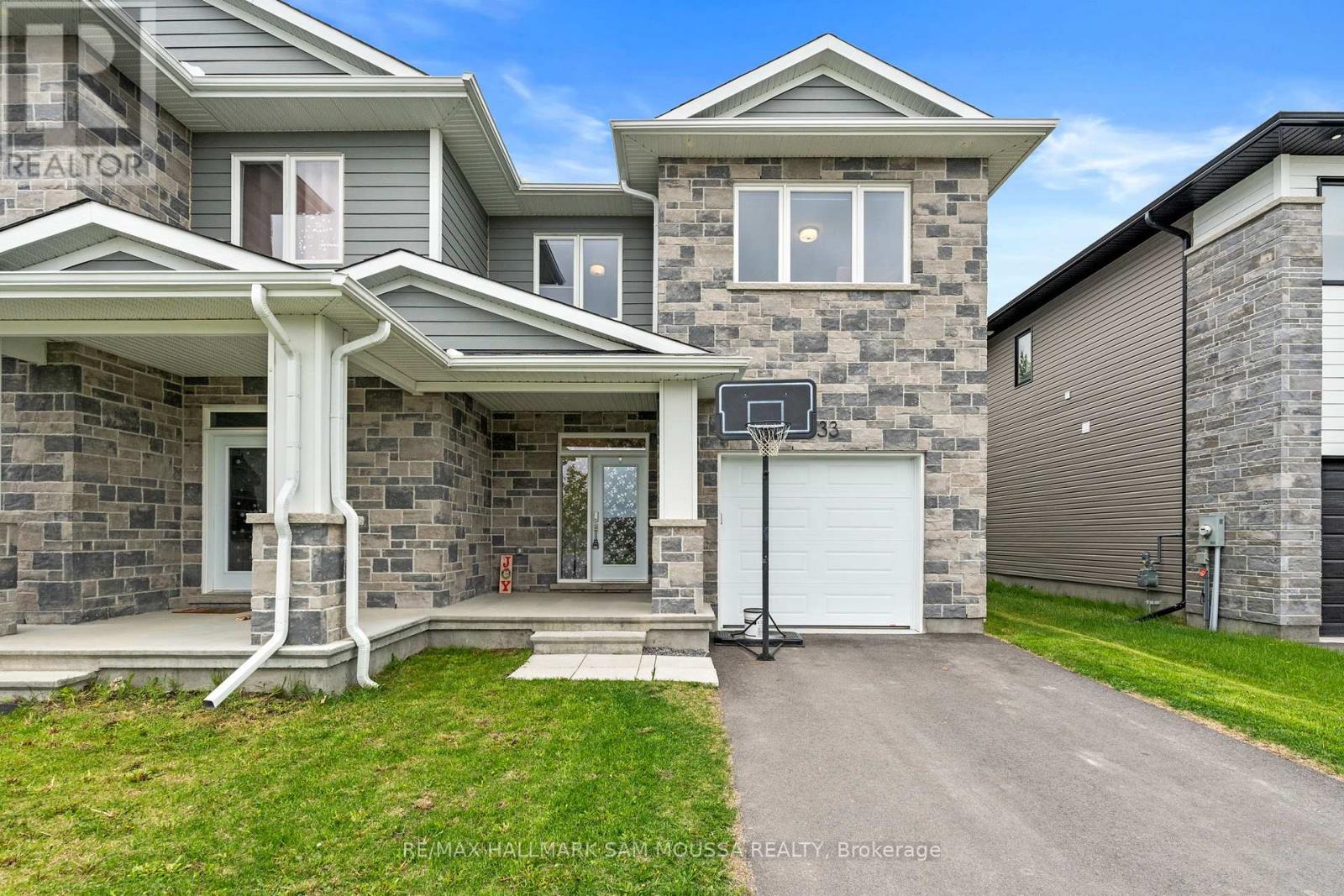 Property at 33 MAC BEATTIE DRIVE image 1