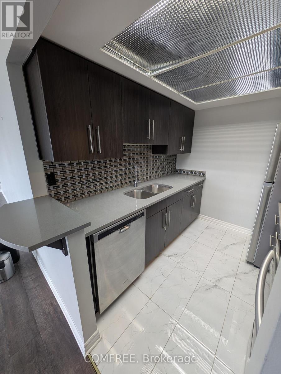701 - 165 Ontario Street, Kingston, Ontario  K7L 2Y6 - Photo 4 - X12170390