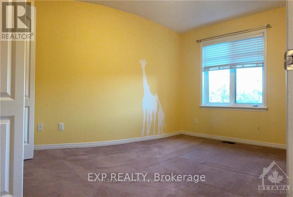 735 Nakina Way, Ottawa, Ontario  K1V 2H9 - Photo 12 - X12170410