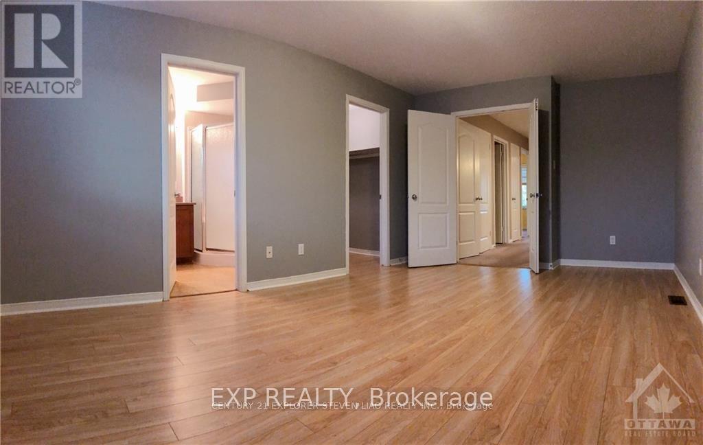 735 Nakina Way, Ottawa, Ontario  K1V 2H9 - Photo 15 - X12170410