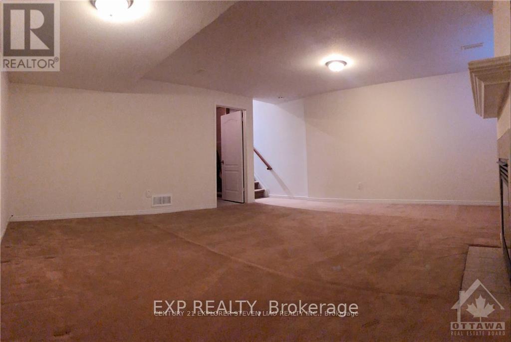 735 Nakina Way, Ottawa, Ontario  K1V 2H9 - Photo 19 - X12170410