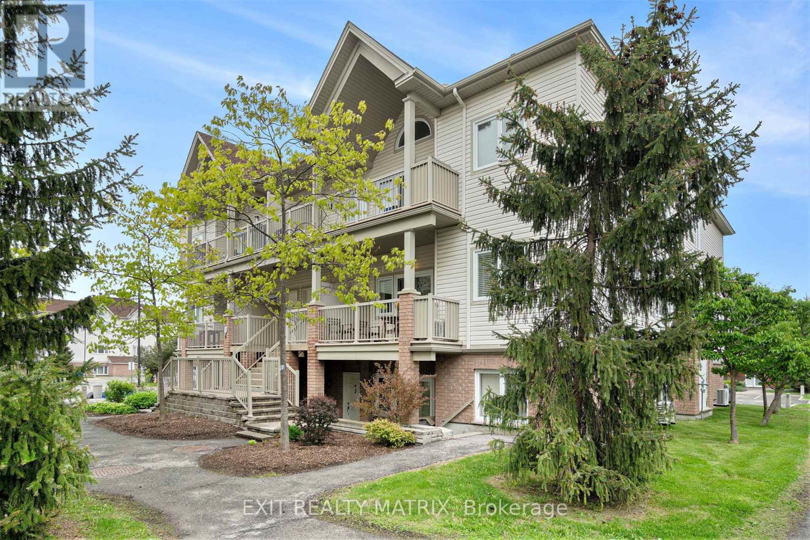 K - 767 Cedar Creek Drive, Ottawa, Ontario  K1T 0B3 - Photo 2 - X12170421