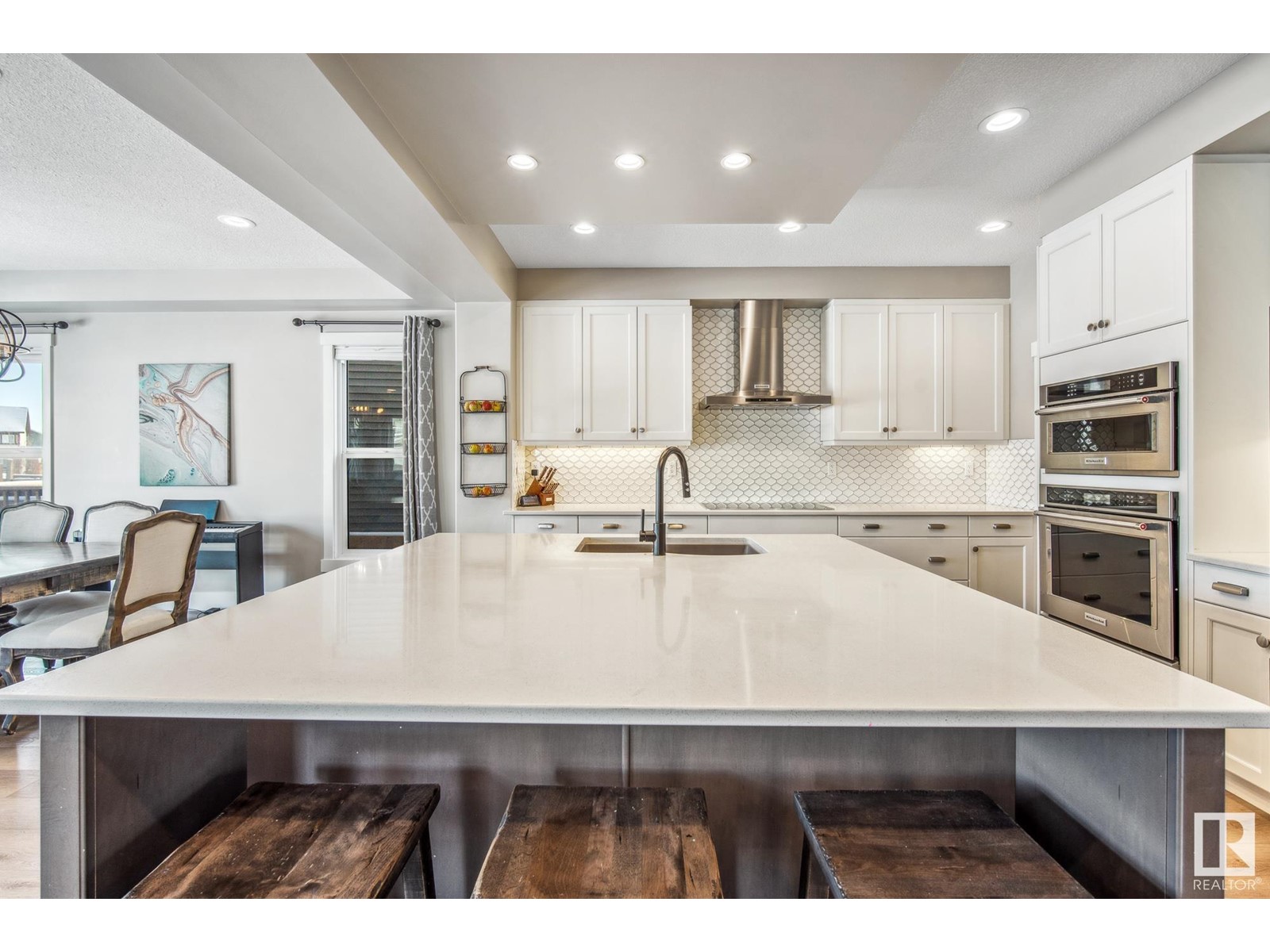 2015 Price Landing Ld Sw, Edmonton, Alberta  T6W 3P8 - Photo 3 - E4433186