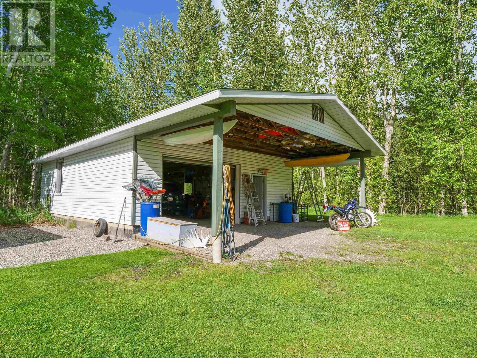 1732 Lust Road, Quesnel, British Columbia  V2J 3T8 - Photo 2 - R3006582