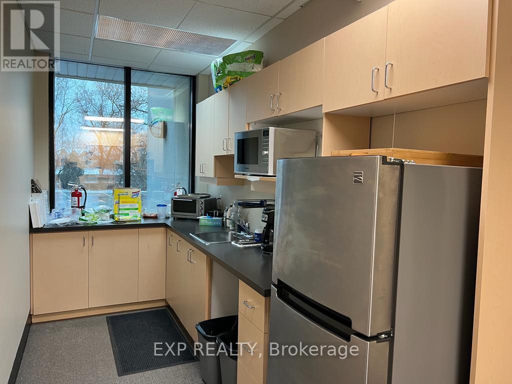 104 - 275 Renfrew Drive, Markham, Ontario  L3R 0C8 - Photo 6 - N12169850