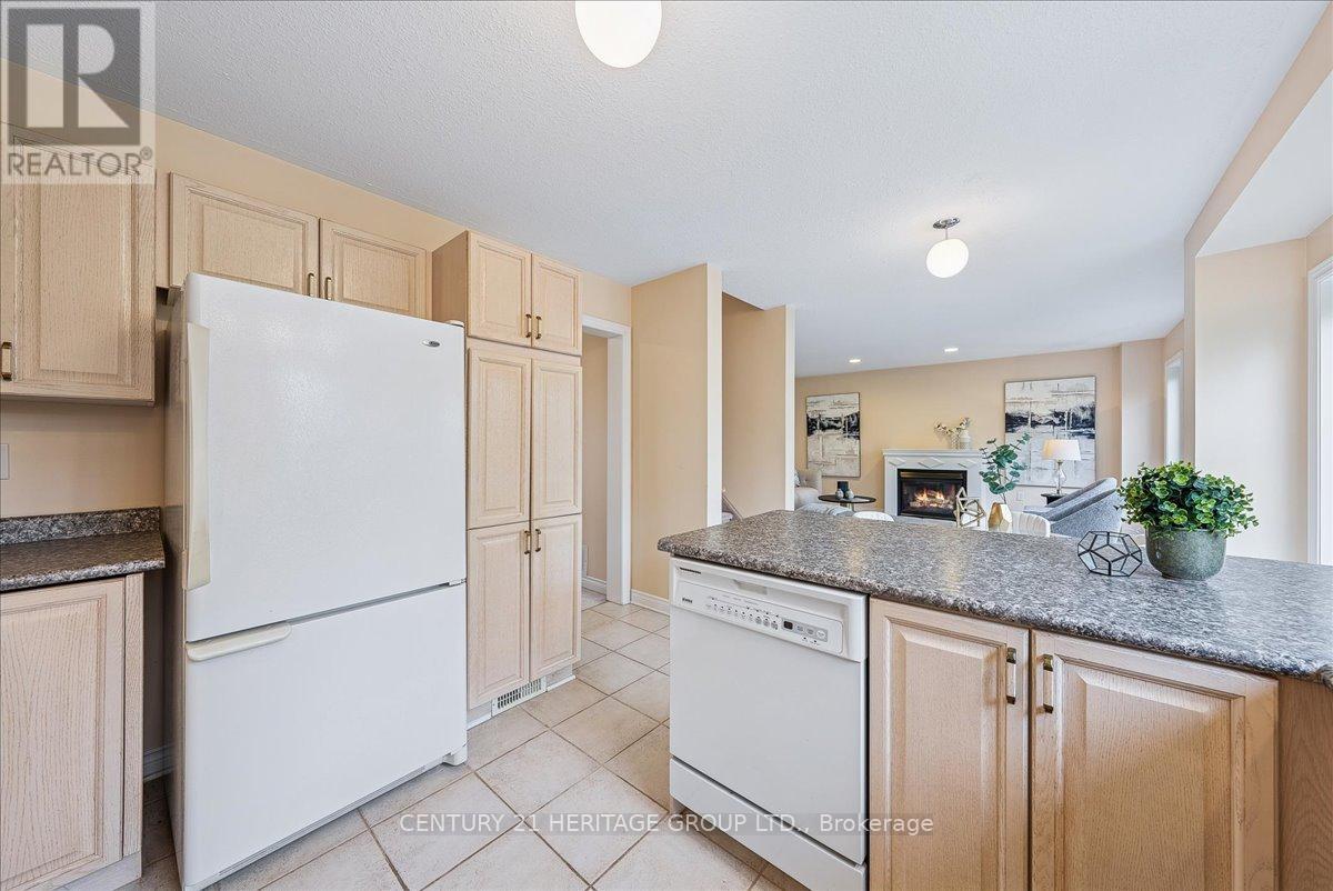 160 Cheltenham Road, Barrie, Ontario  L4M 6S5 - Photo 12 - S12168861