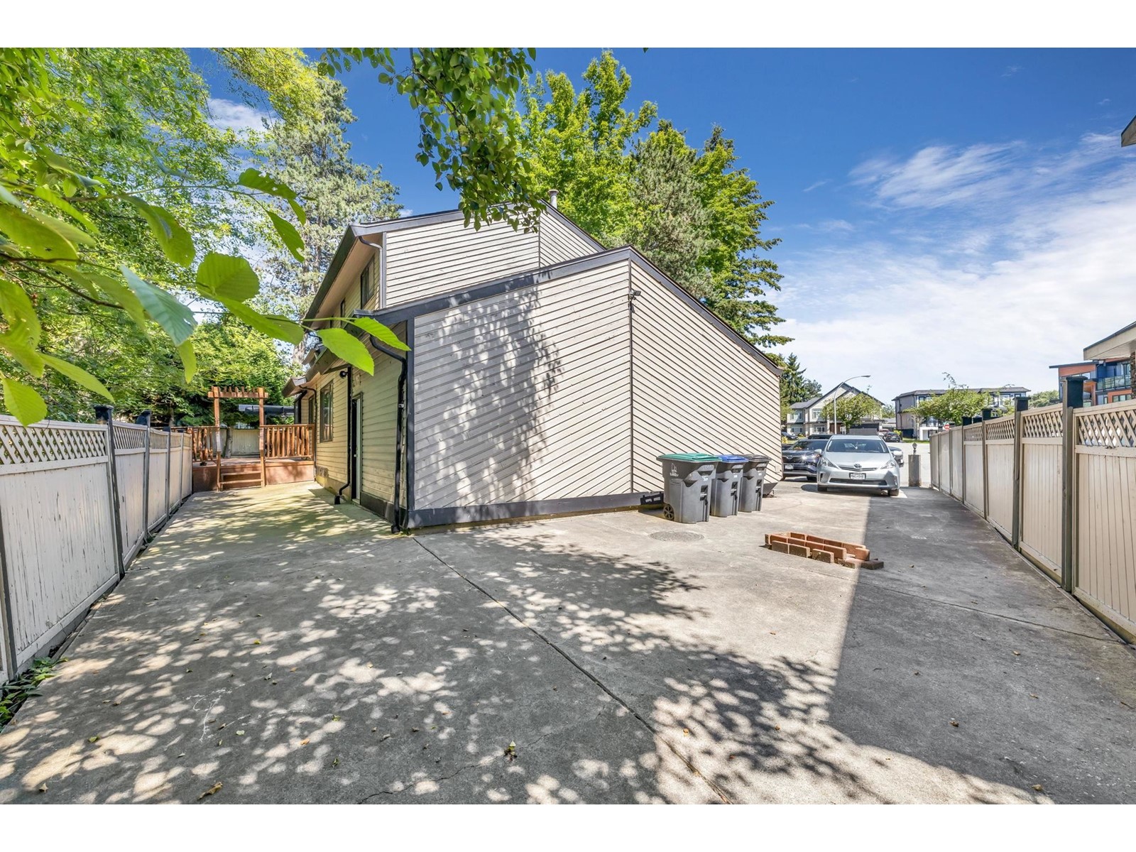 13719 Glen Place, Surrey, British Columbia  V3V 6L5 - Photo 24 - R3006117
