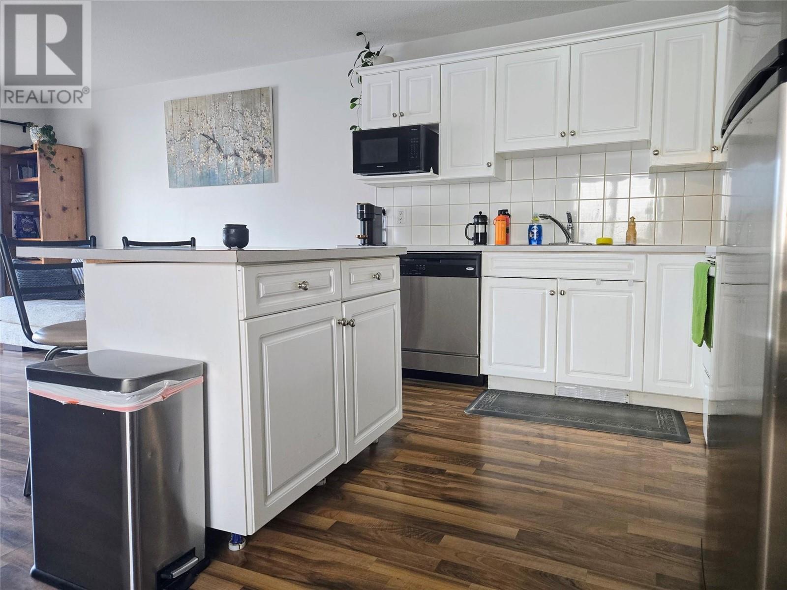 441 4th Avenue, Invermere, British Columbia  V0A 1K7 - Photo 5 - 10337462
