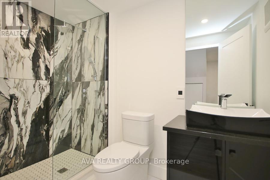 375 Madison Avenue, Ottawa, Ontario  K2A 0B6 - Photo 41 - X12170419