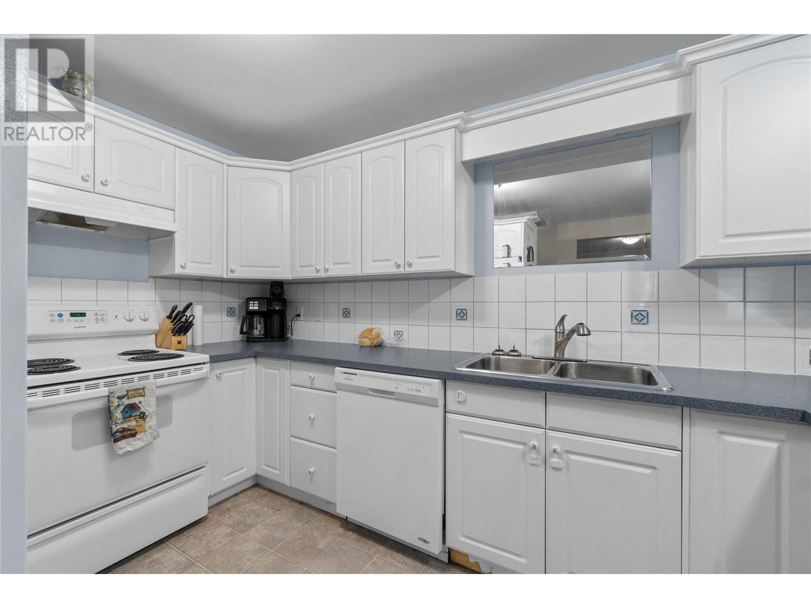 2941 30 Street Ne, Salmon Arm, British Columbia  V1E 3G7 - Photo 26 - 10349016