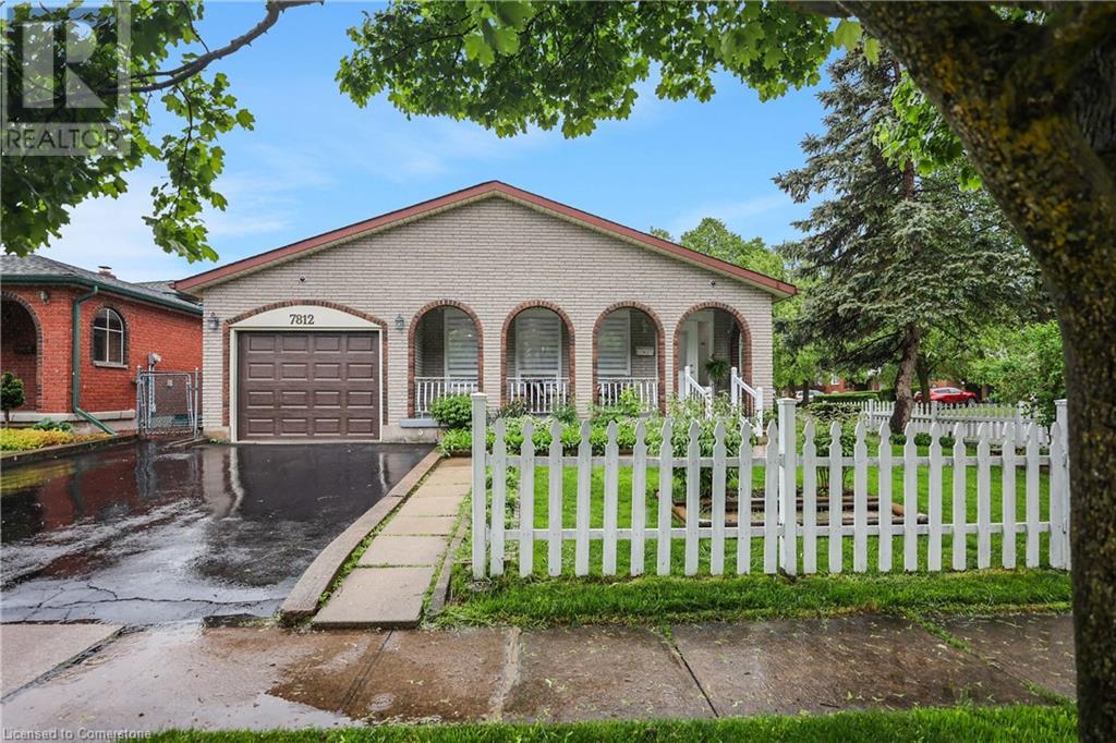 7812 BADGER Road, Niagara Falls, Ontario