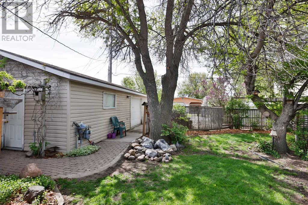 2218 5 A Avenue N, Lethbridge, Alberta  T1H 0R5 - Photo 9 - A2220417