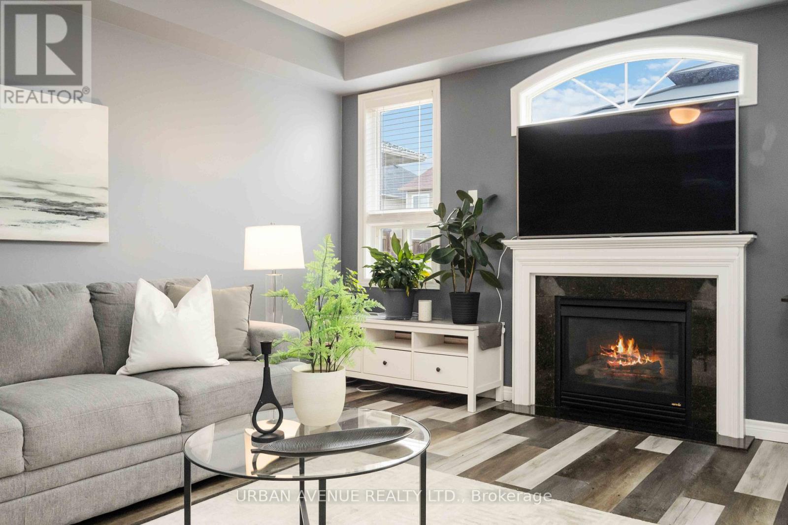 Property at 25 BIANCA DRIVE image 3