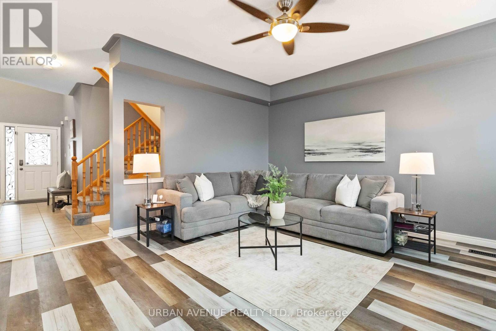 25 Bianca Drive, Whitby, Ontario  L1M 2J3 - Photo 4 - E12170348