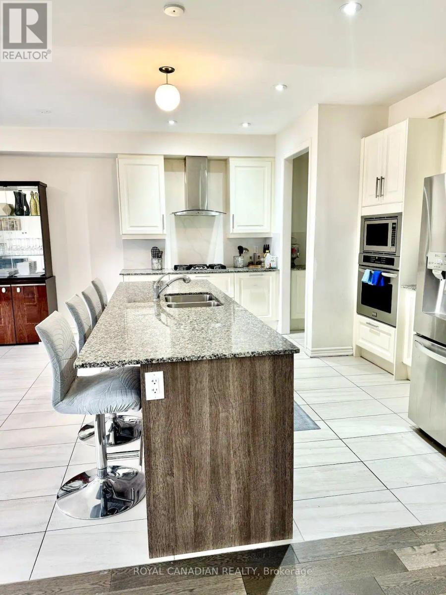 Upper - 105 Elephant Hill Drive, Clarington, Ontario  L1C 0V8 - Photo 6 - E12170373