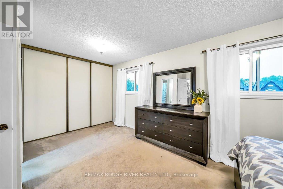 1522 Woodruff Crescent, Pickering, Ontario  L1V 3S6 - Photo 23 - E12170413