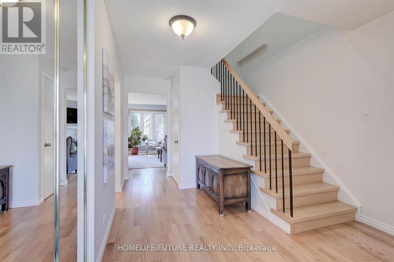 Main - 125 Granada Crescent, Toronto, Ontario  M1B 2H6 - Photo 4 - E12170434