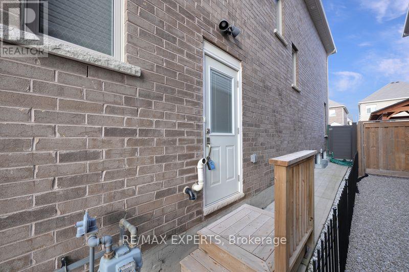 Lower - 60 Jenkins Avenue, New Tecumseth, Ontario  L0G 1W0 - Photo 1 - N12170333