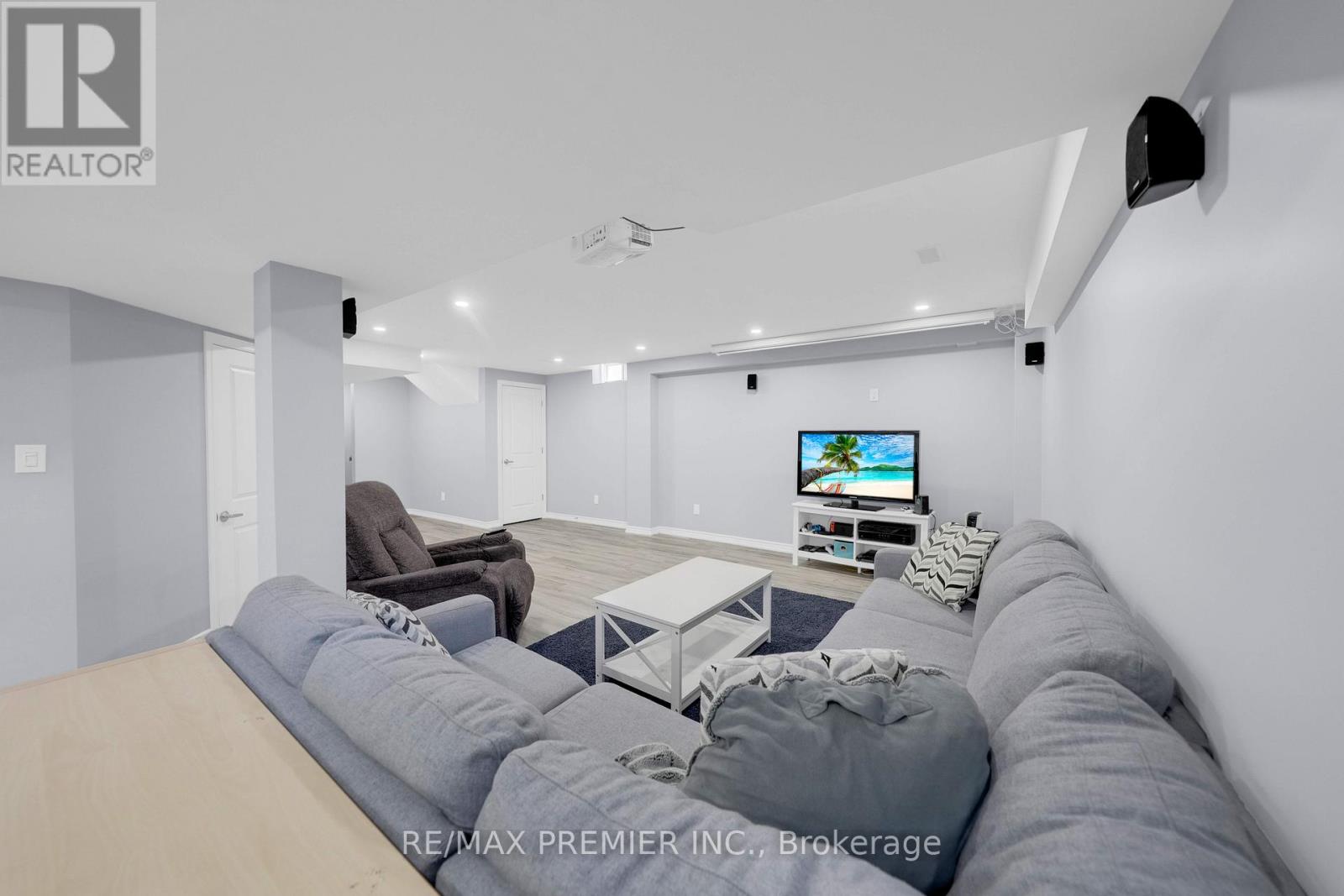 297 Inverness Way, Bradford West Gwillimbury, Ontario  L3Z 2A8 - Photo 41 - N12170407