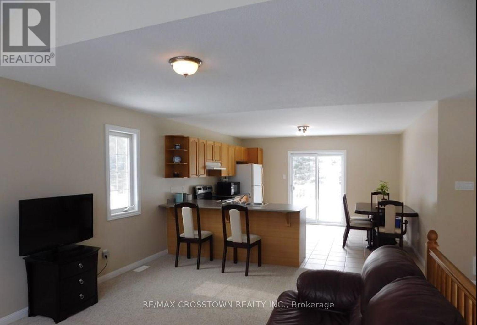 3964 Alcina Avenue, Innisfil, Ontario  L9S 2M1 - Photo 8 - N12170411