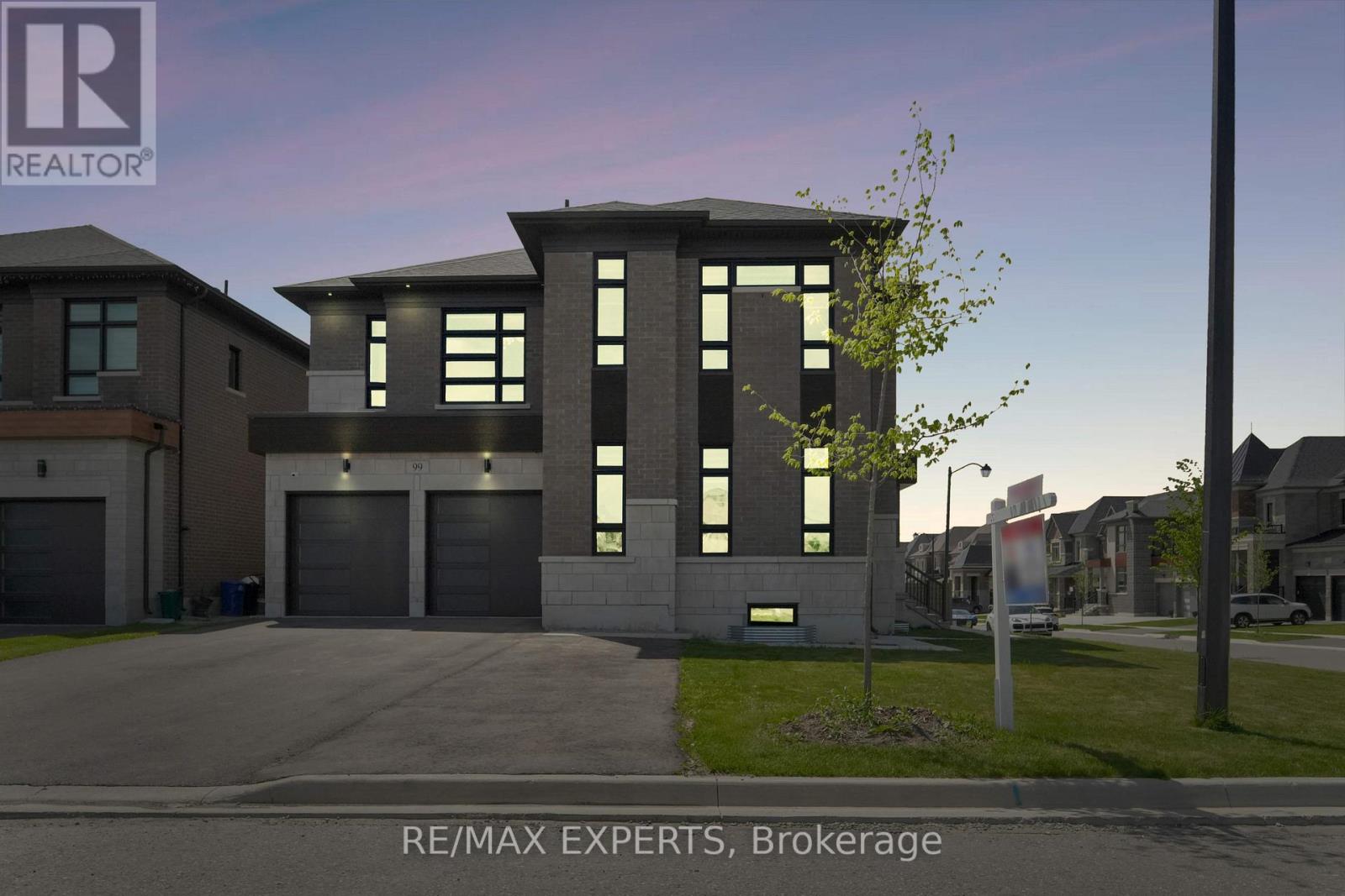 99 Wainfleet Crescent, Vaughan (Vellore Village), Ontario  L3L 0E7 - Photo 2 - N12169786