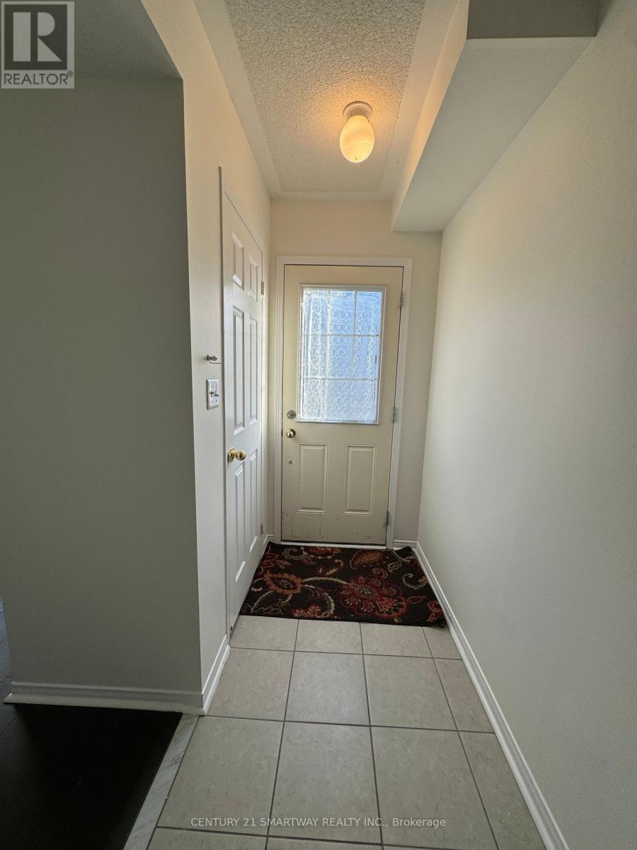 52 Judy Sgro Avenue, Toronto, Ontario  M3L 0E4 - Photo 7 - W12163266