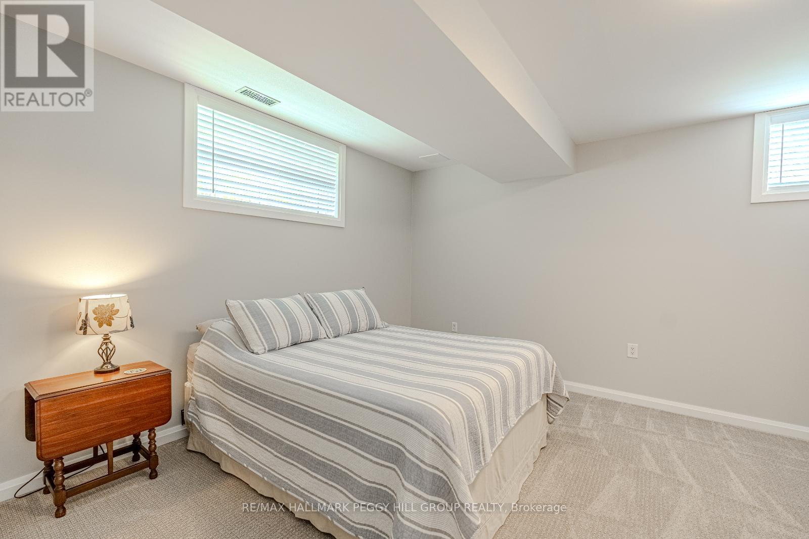 6 Southview Drive, Ramara, Ontario  L0K 1B0 - Photo 17 - S12170370