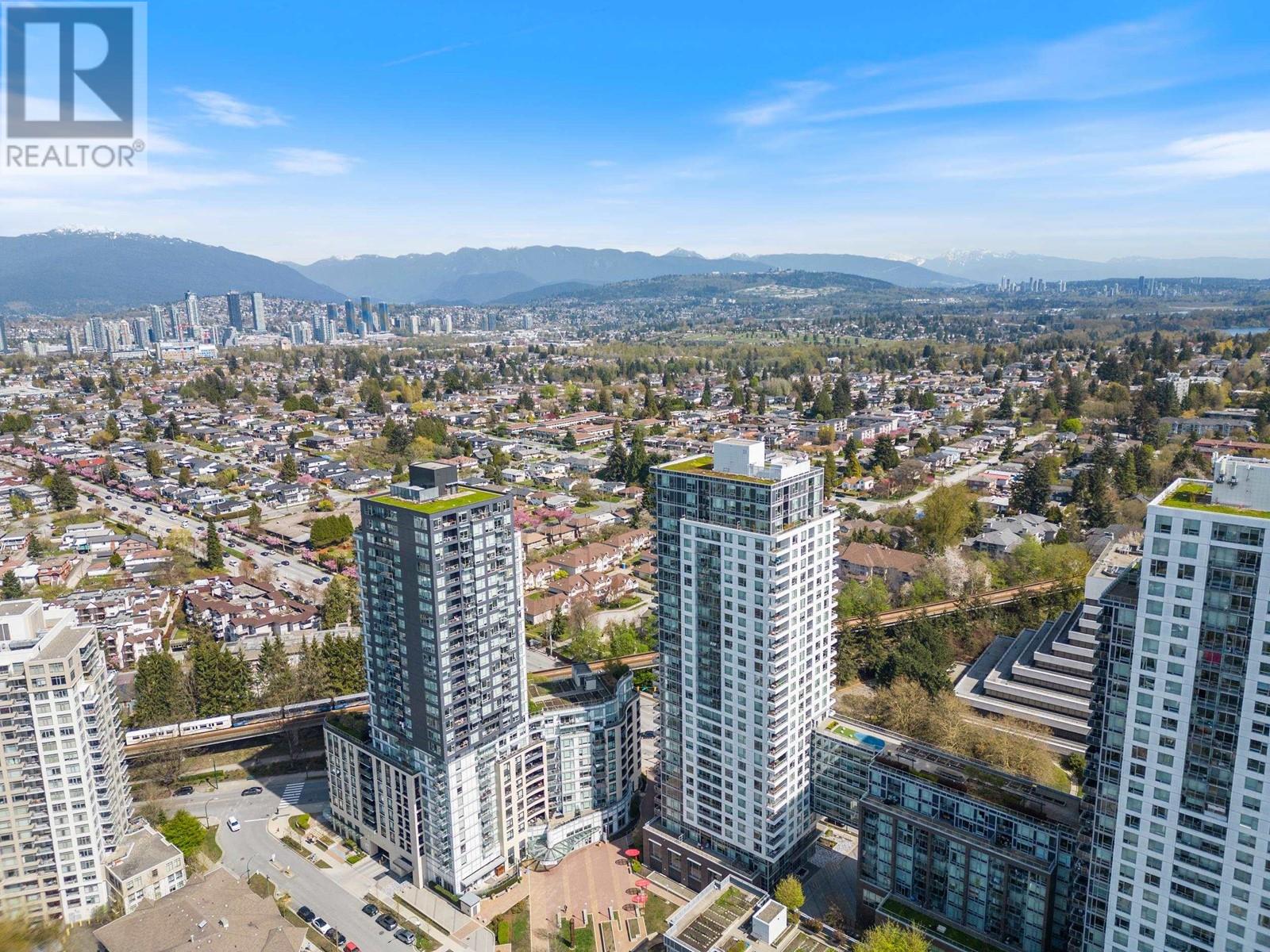 2106 5515 Boundary Road, Vancouver, British Columbia  V5R 0E3 - Photo 2 - R3006365