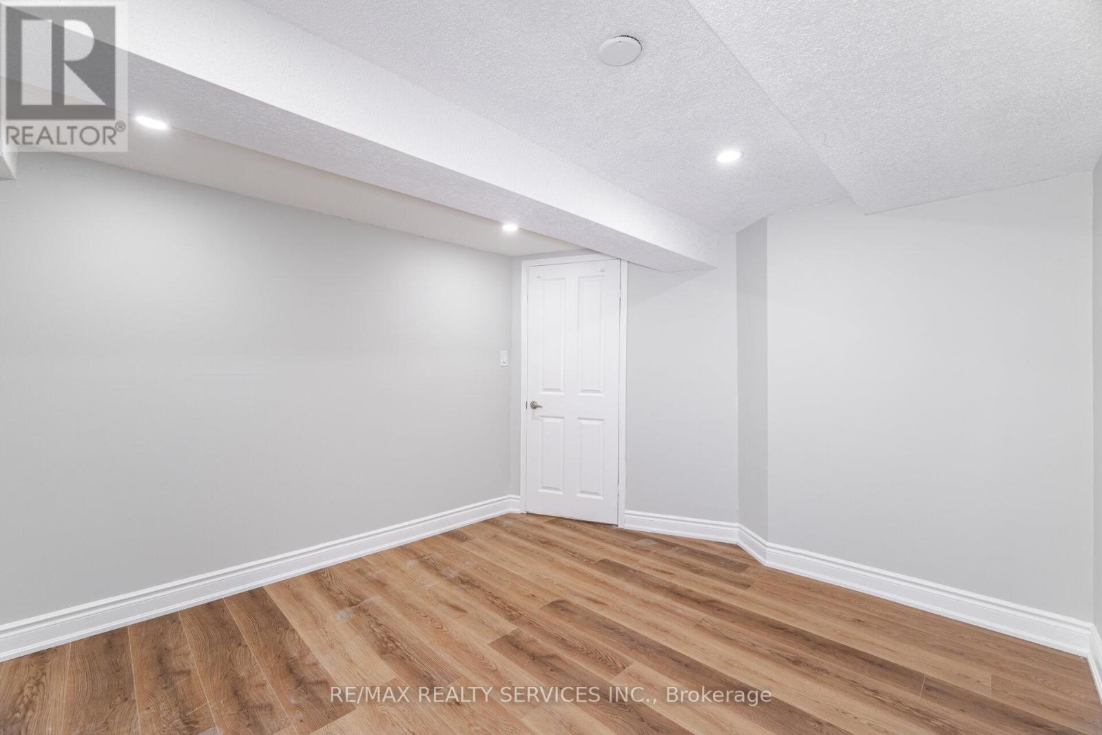 65 - 3525 Brandon Gate Drive, Mississauga (Malton), Ontario  L4T 3M3 - Photo 41 - W12170090