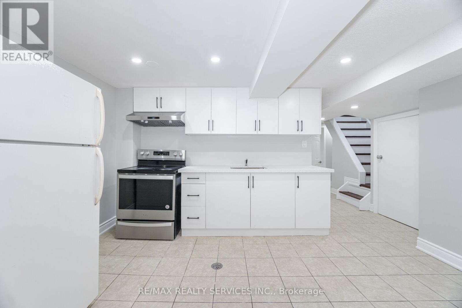 65 - 3525 Brandon Gate Drive, Mississauga (Malton), Ontario  L4T 3M3 - Photo 33 - W12170090