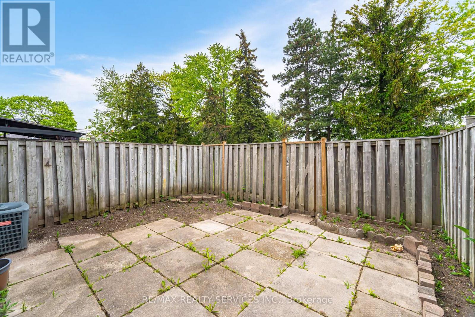 65 - 3525 Brandon Gate Drive, Mississauga (Malton), Ontario  L4T 3M3 - Photo 44 - W12170090