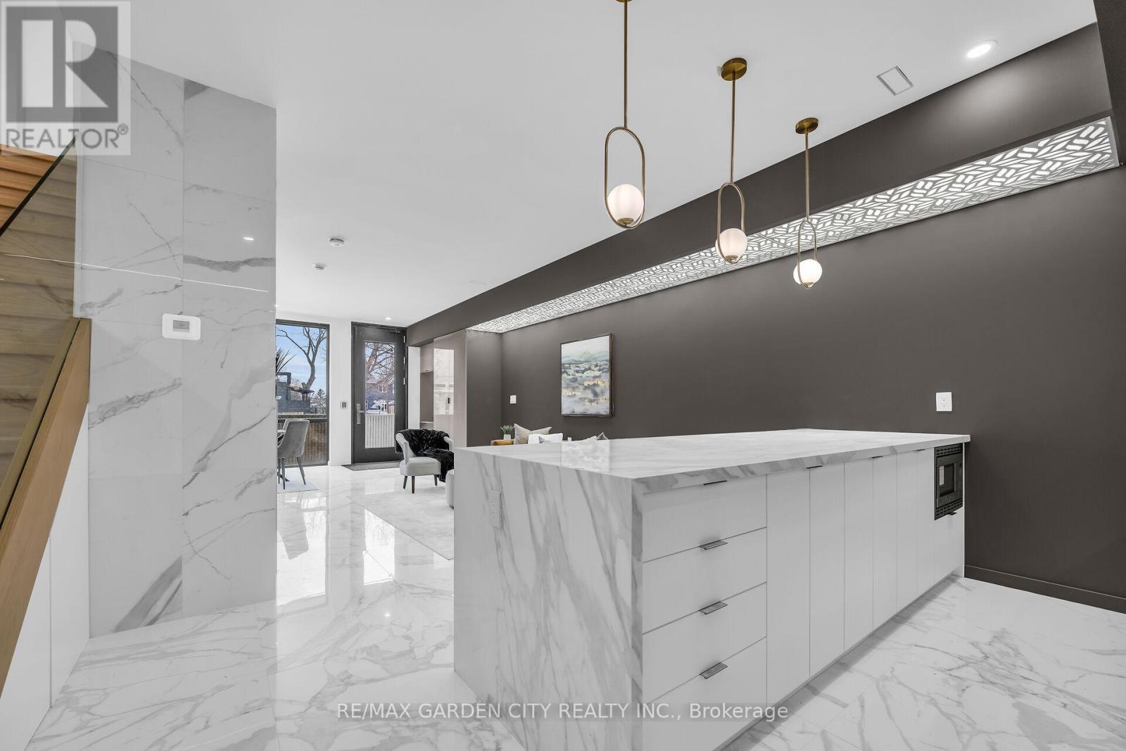 4b - 200 Browns Line, Toronto (Alderwood), Ontario  M8W 3T4 - Photo 13 - W12170340