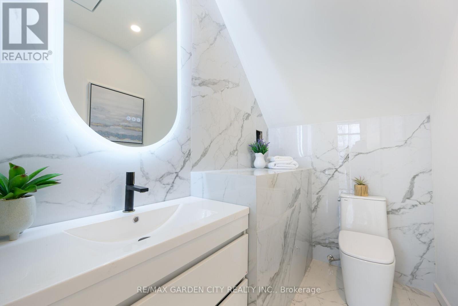 4b - 200 Browns Line, Toronto (Alderwood), Ontario  M8W 3T4 - Photo 17 - W12170340