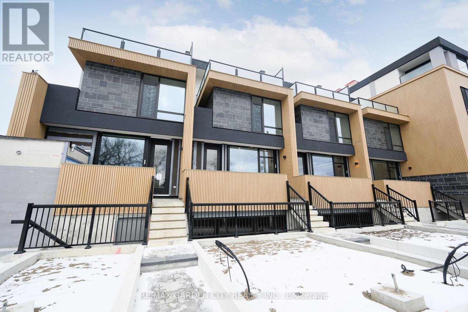 4b - 200 Browns Line, Toronto (Alderwood), Ontario  M8W 3T4 - Photo 42 - W12170340
