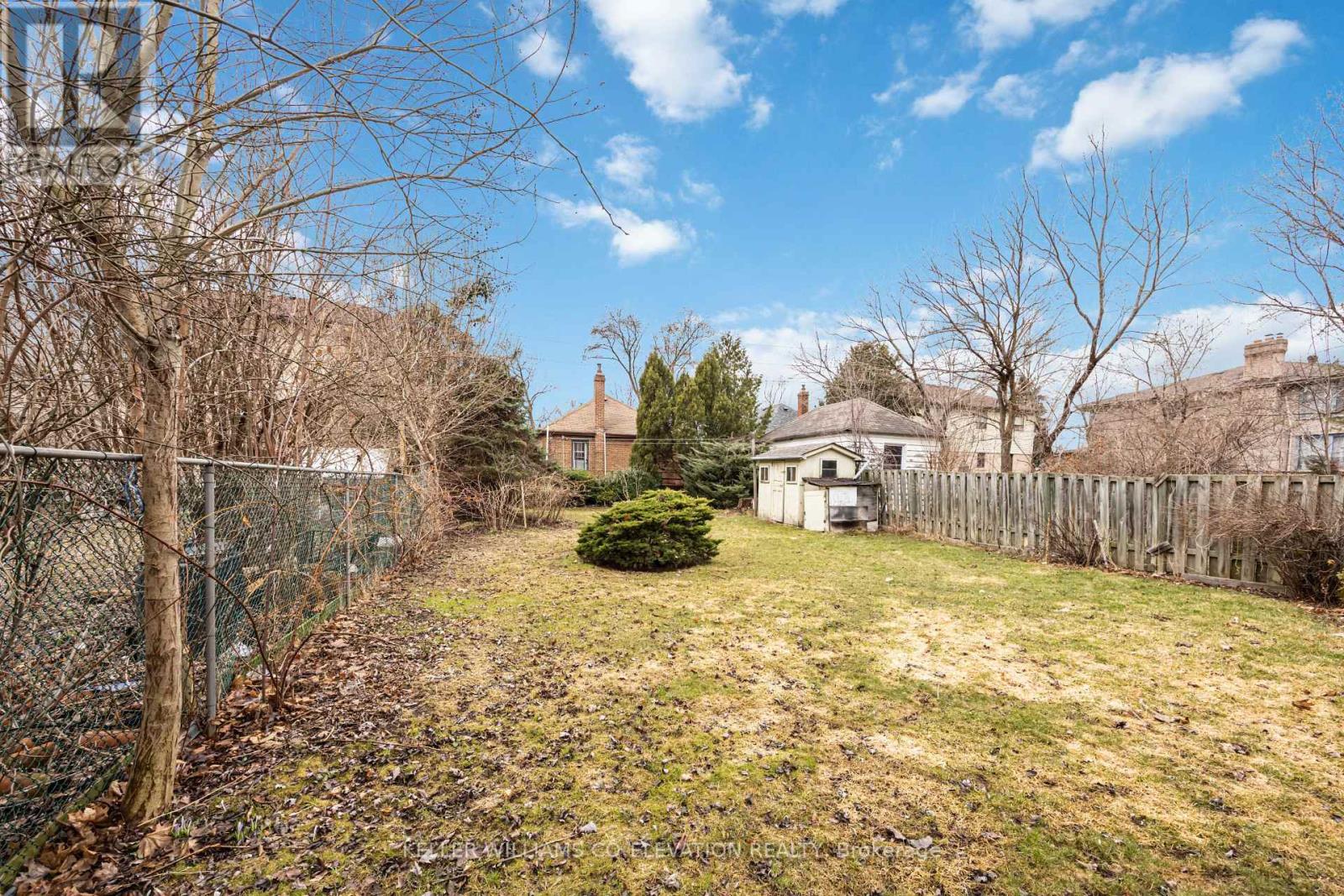1001 Kipling Avenue, Toronto, Ontario  M9B 3L3 - Photo 38 - W12170386