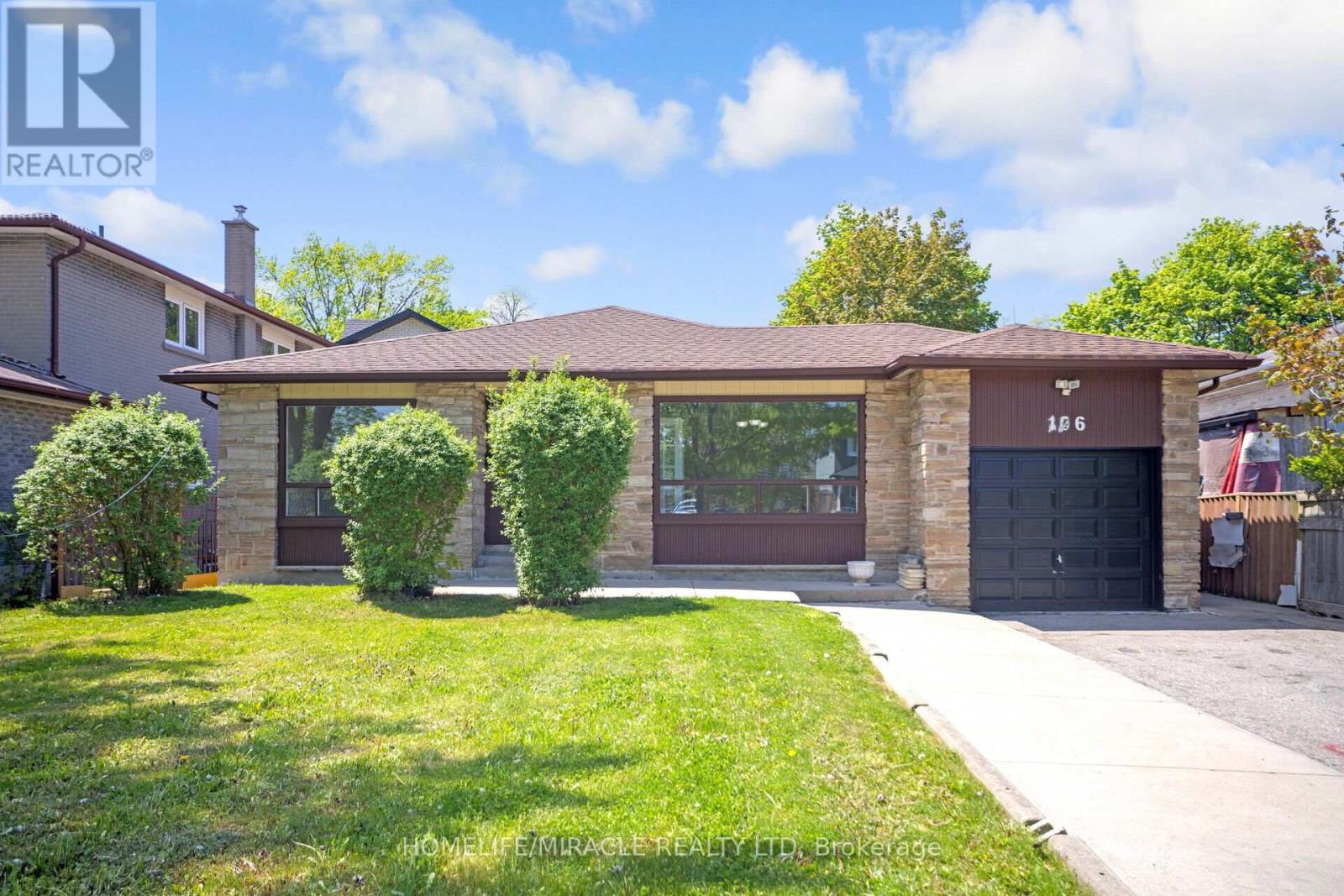 106 Silverstone Drive, Toronto, Ontario  M9V 3G7 - Photo 3 - W12170396