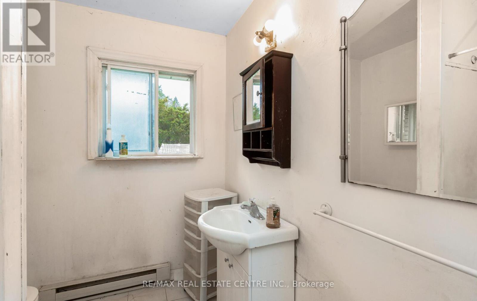 6 Stewarttown Road, Halton Hills, Ontario  L7G 4S5 - Photo 27 - W12170427