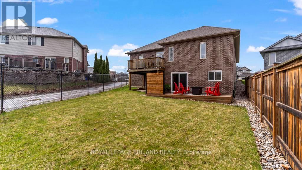 Photo 37 of 43 for 95 Circlewood Drive