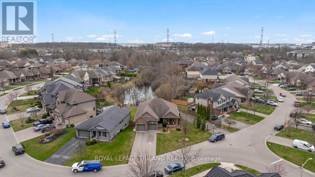 Photo 40 of 43 for 95 Circlewood Drive